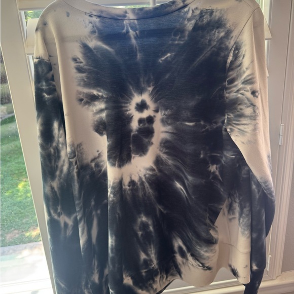 Blue and White Tie-Dye Sweatshirt - Picture 3 of 4